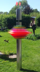 RVS-perspex-moderne-kunst-contemporary-art-tuinbeeld-garden-sculpture-BeeBee